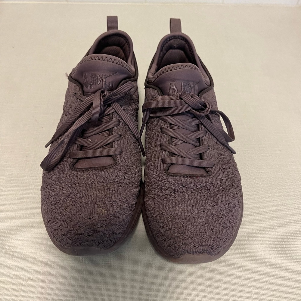APL Propulsion Phantom dusty grape workout shoes 8.5
